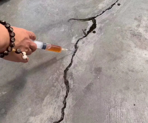 吉木乃混凝土裂缝修补技术详解​